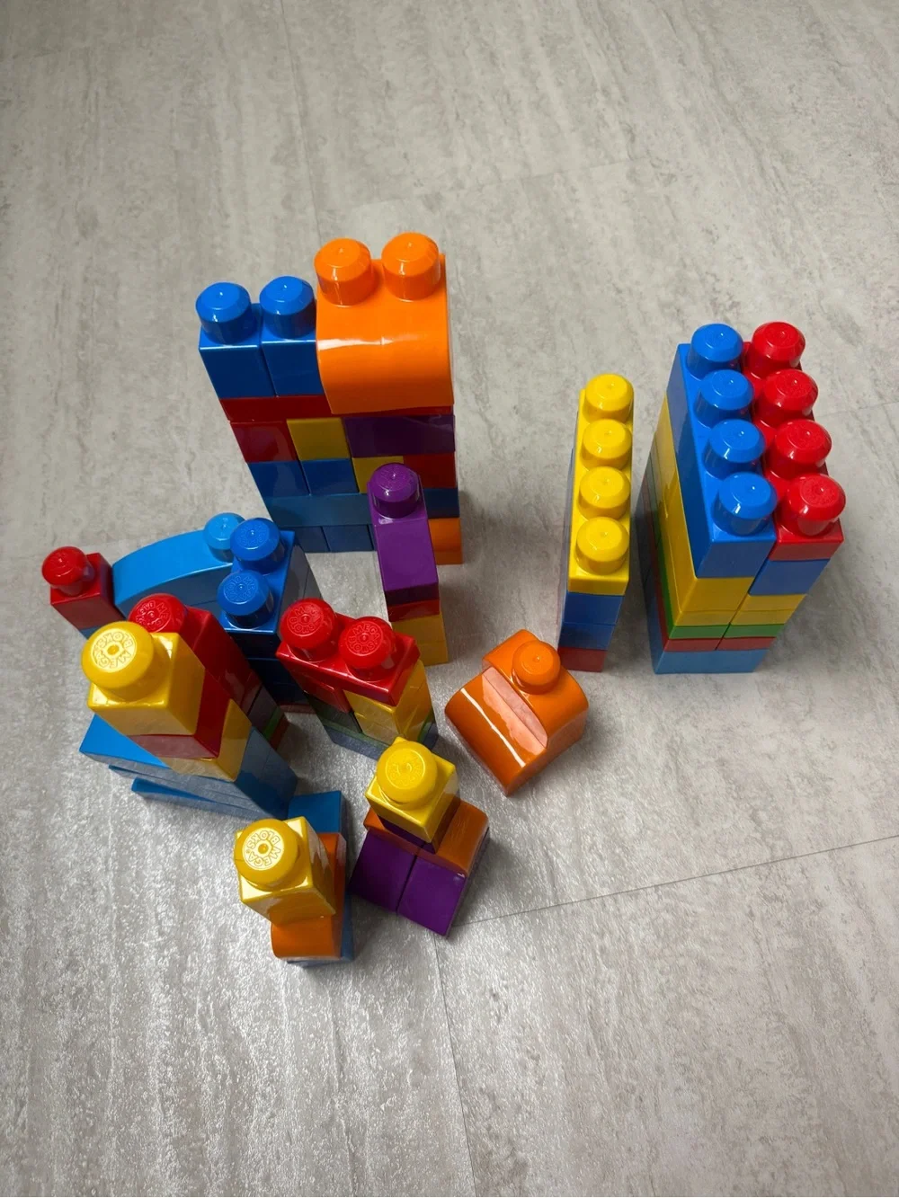 Mega Bloks First Builders Big Building Bag with blocks - 80 Piece Kids Block Set